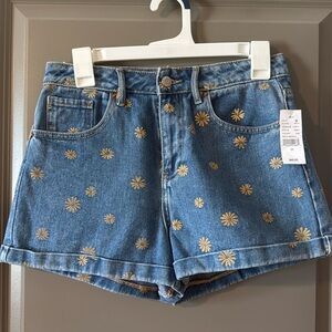 Jean Shorts with Flowers